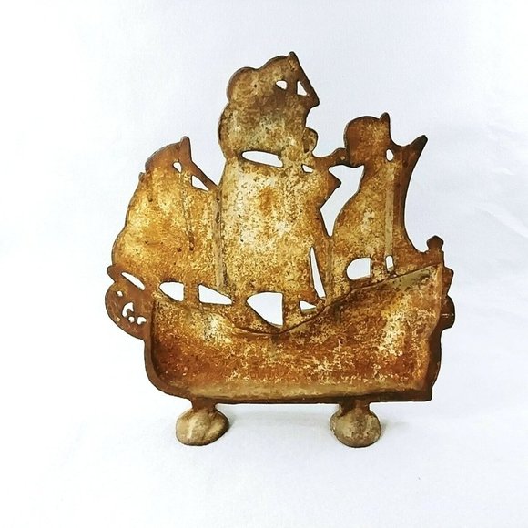 Doorstop Cast Iron Galleon Ship Painted with Red Cross on Sails - Picture 8 of 11